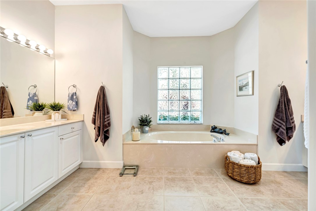 3995 Chablis Street SW