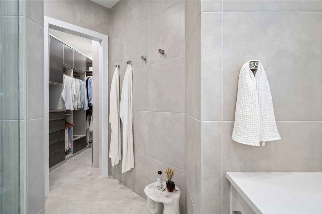 1930 Frosted Turquoise Way