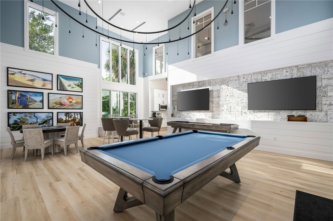 1930 Frosted Turquoise Way