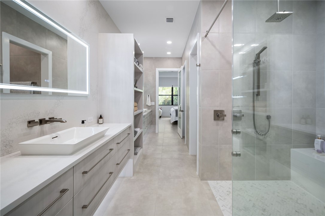 1930 Frosted Turquoise Way