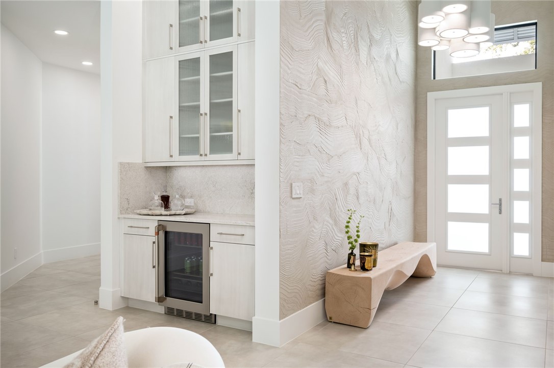 1930 Frosted Turquoise Way