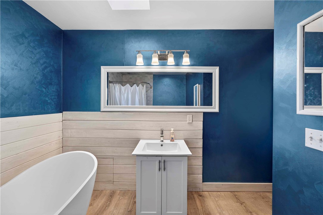 950 Winding River Road