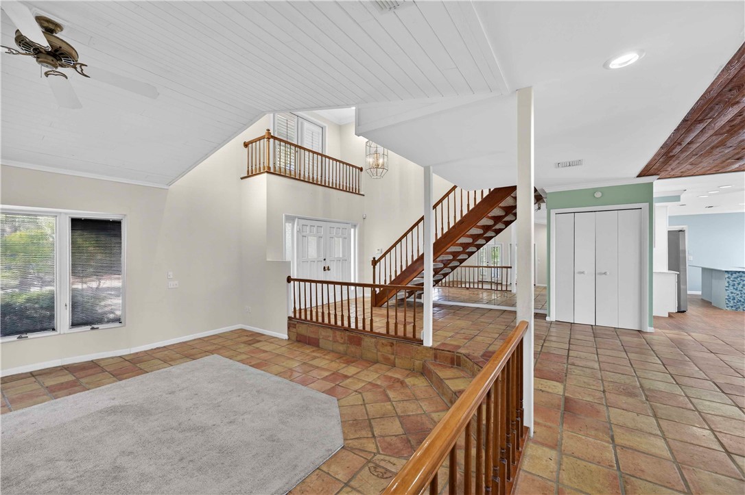 950 Winding River Road