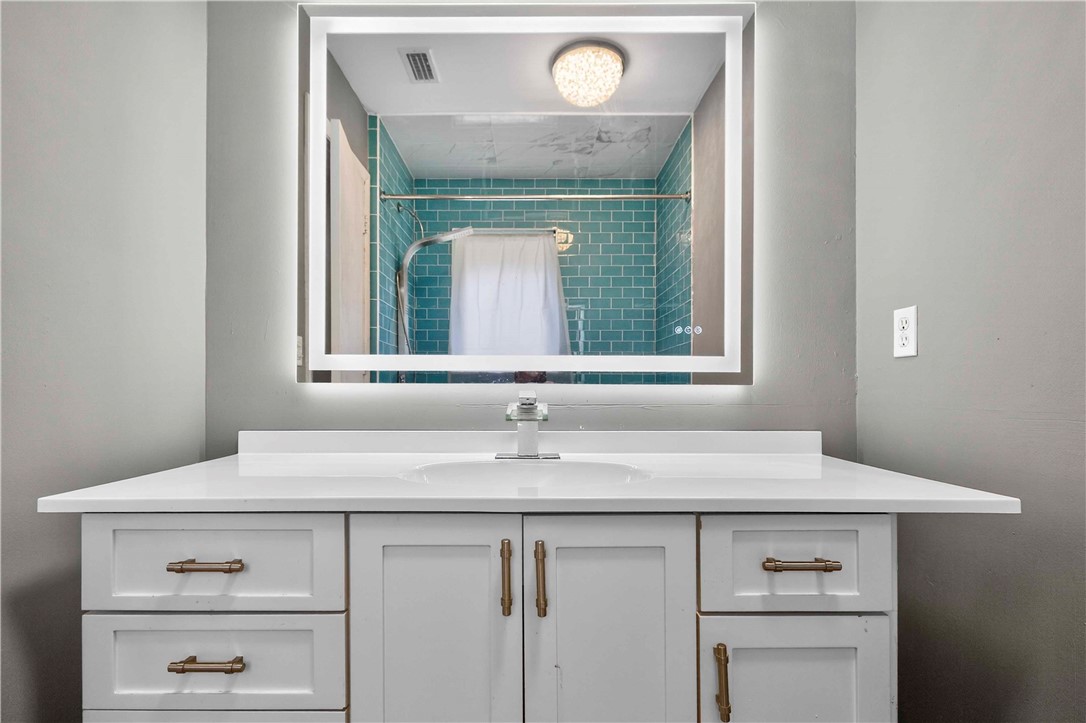 950 Winding River Road