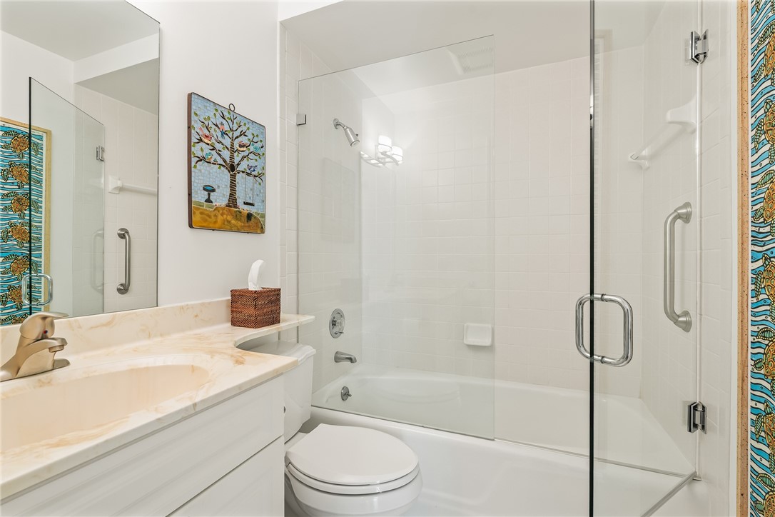 200 Sable Oak Lane 204