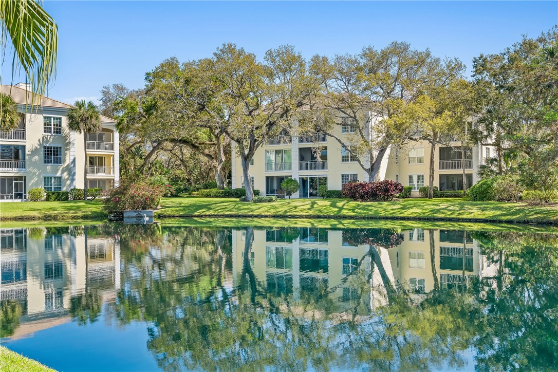 200 Sable Oak Lane 204