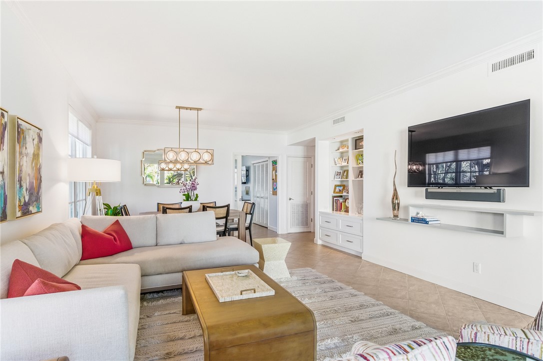 200 Sable Oak Lane 204