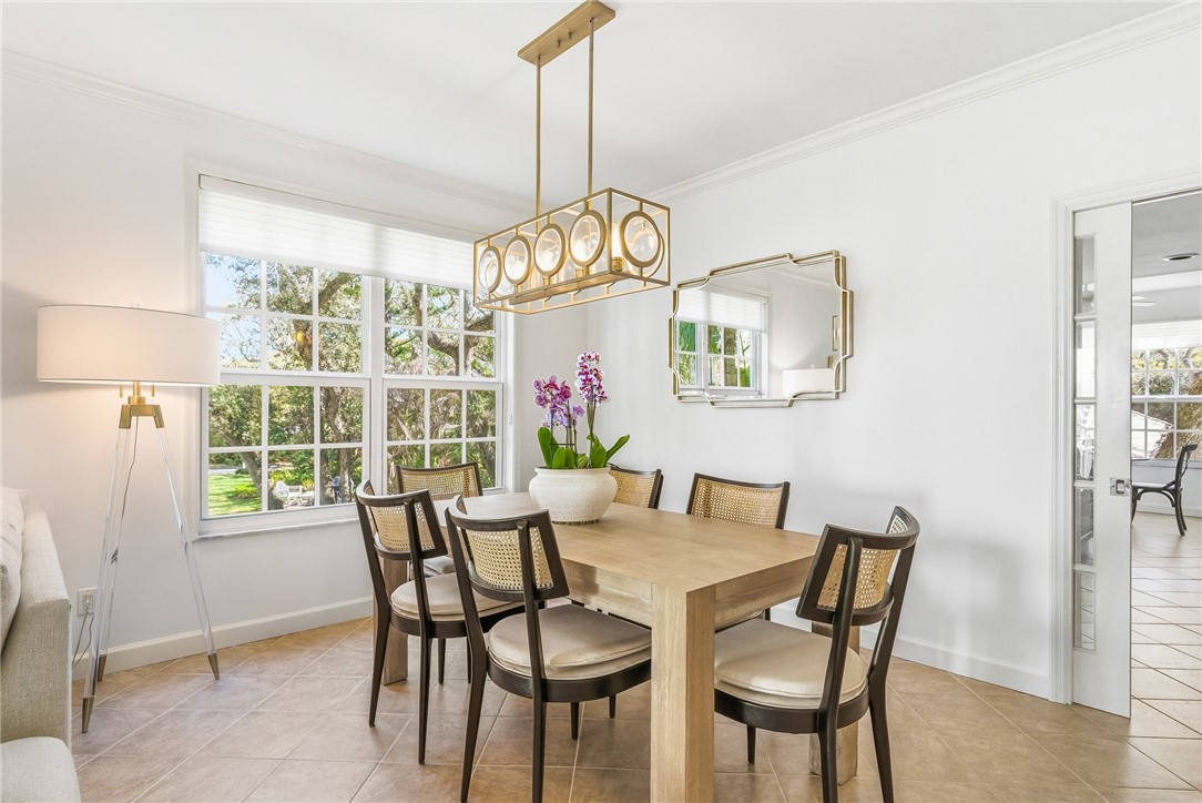 200 Sable Oak Lane 204