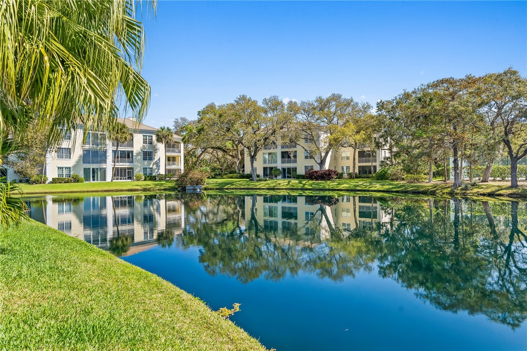 200 Sable Oak Lane 204