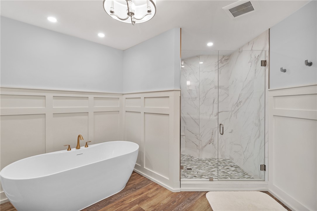 5250 E Harbor Village Drive 102