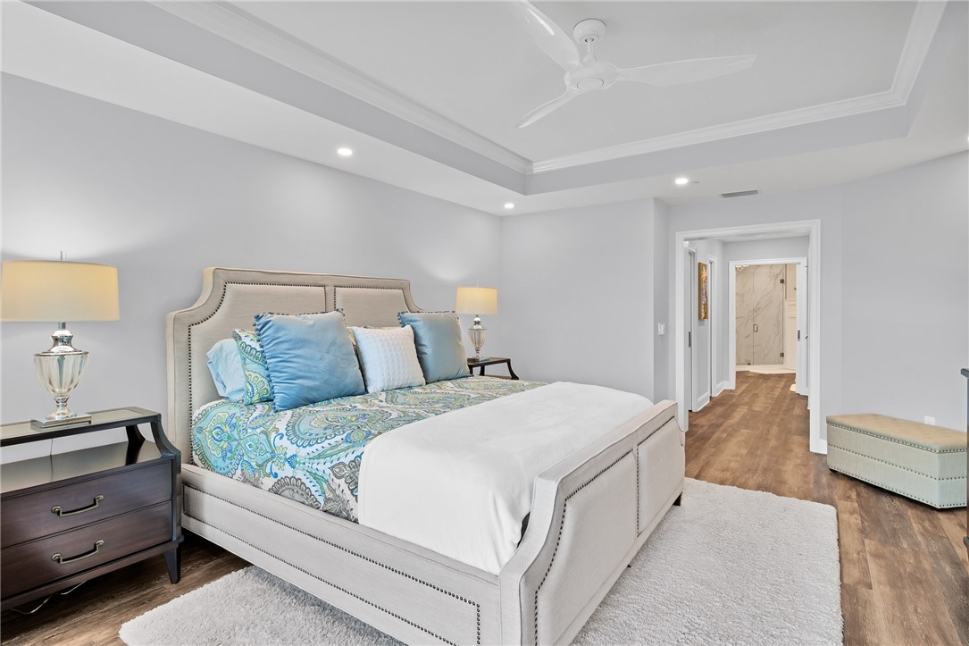 5250 E Harbor Village Drive 102