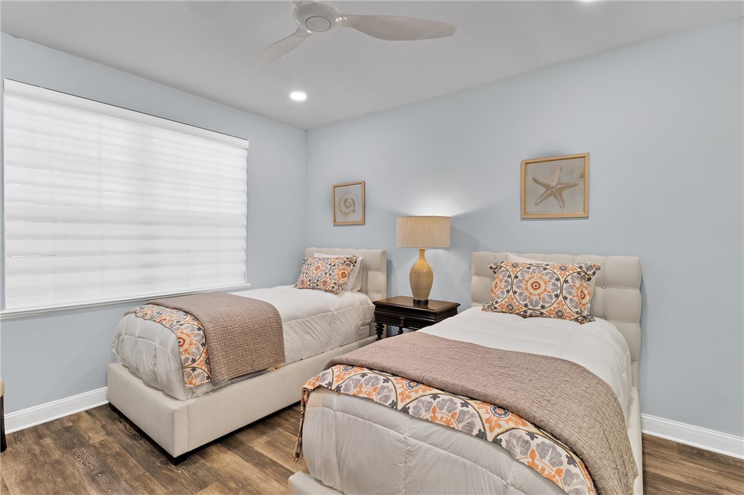 5250 E Harbor Village Drive 102