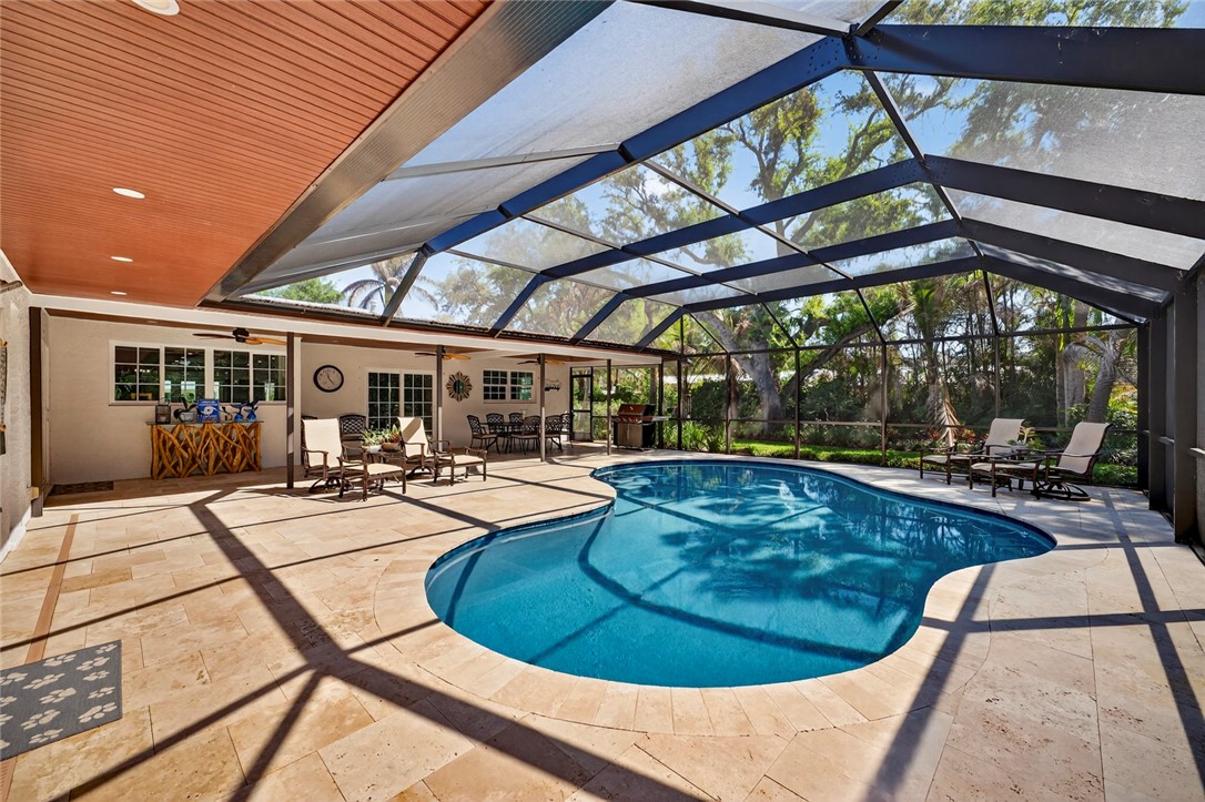706 Hibiscus Lane