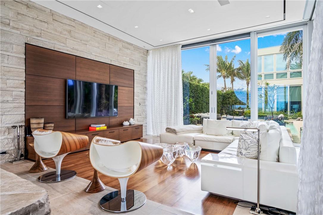 3700 Ocean Drive