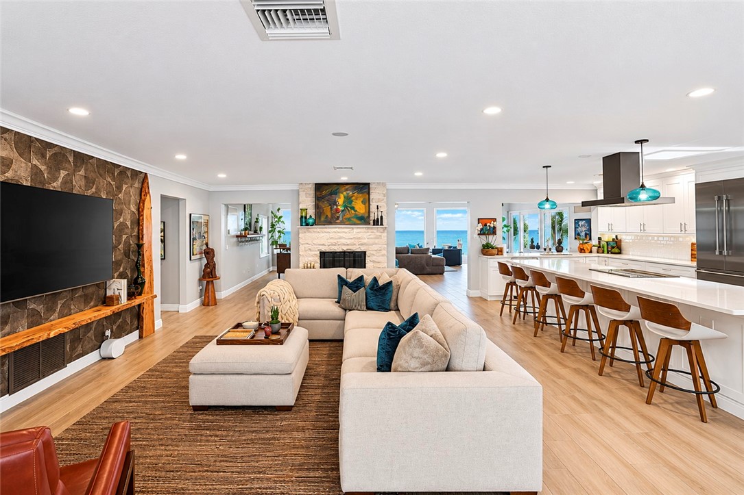 1000 Sunrise Terrace