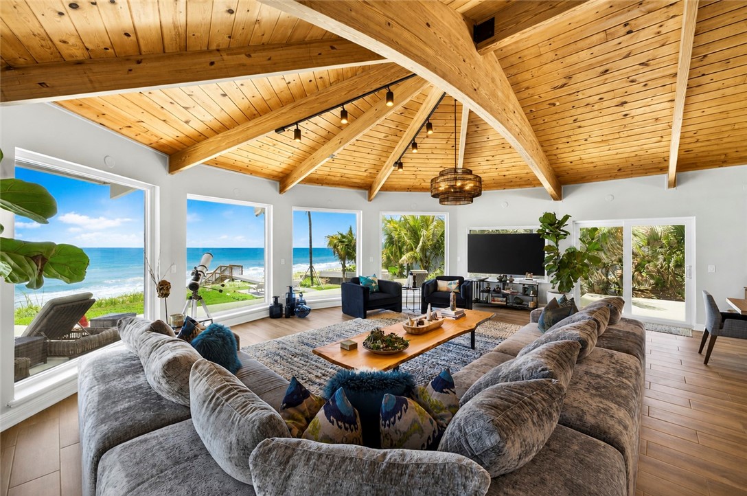 1000 Sunrise Terrace