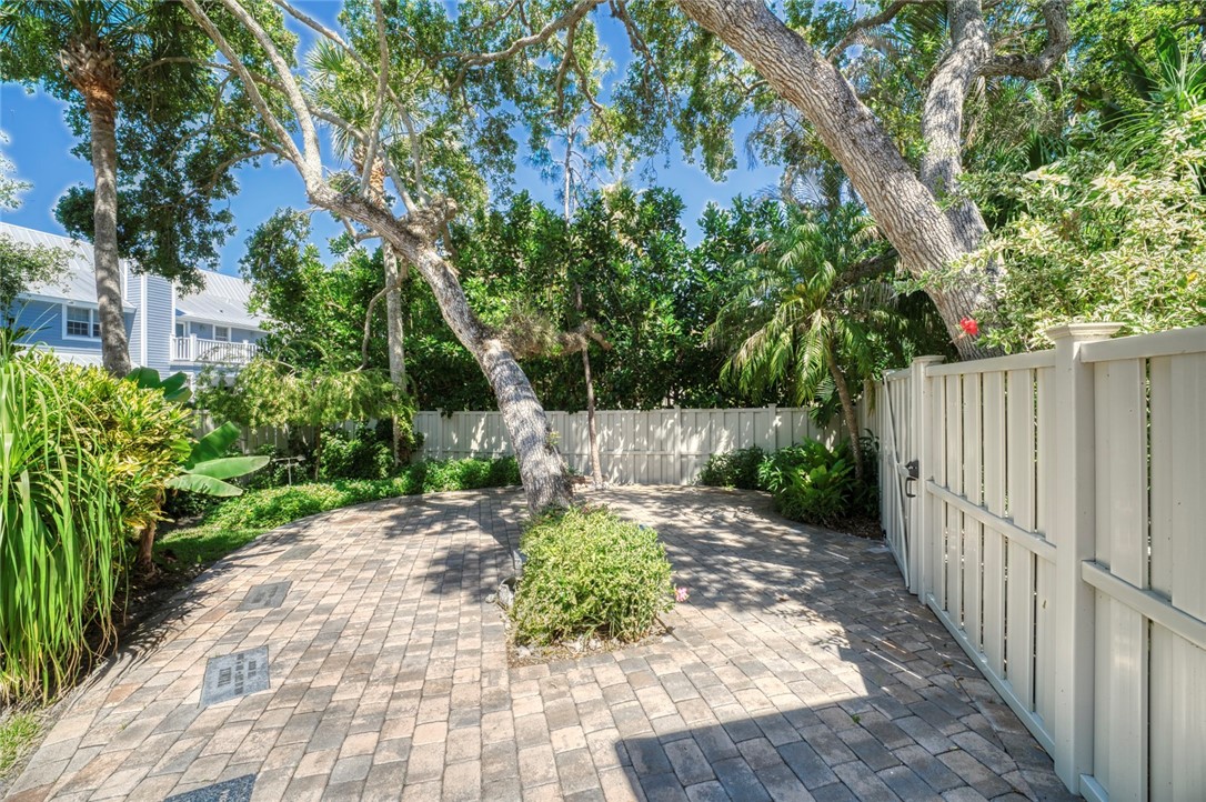 1371 Jonathans Trail