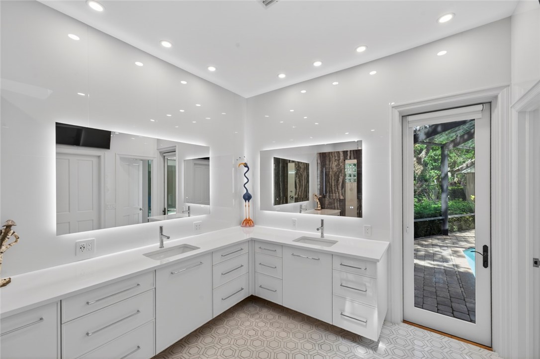 1371 Jonathans Trail