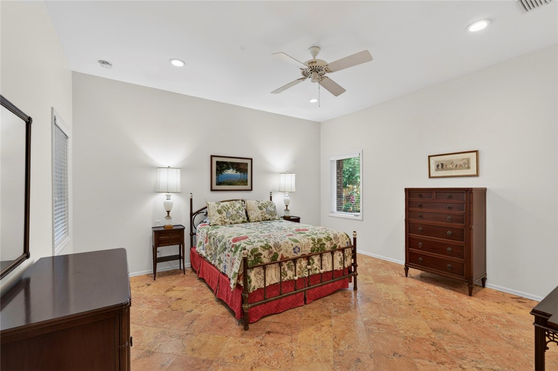 1371 Jonathans Trail