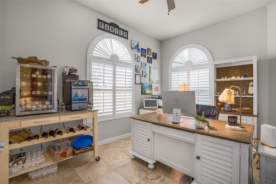 5186 Eleuthra Circle