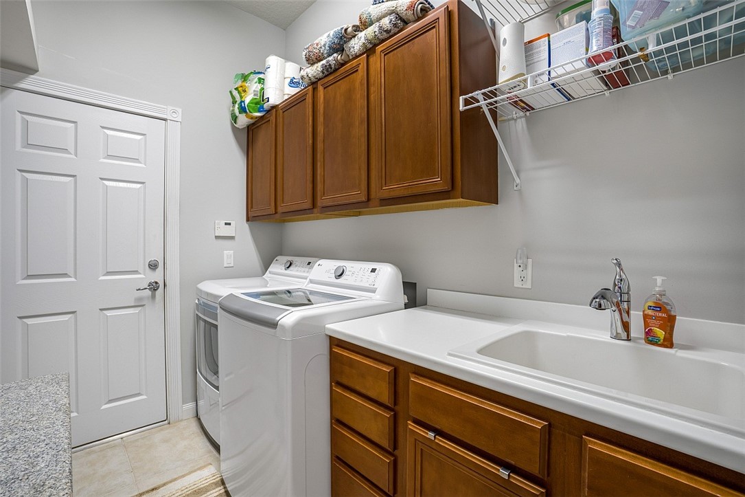 5186 Eleuthra Circle
