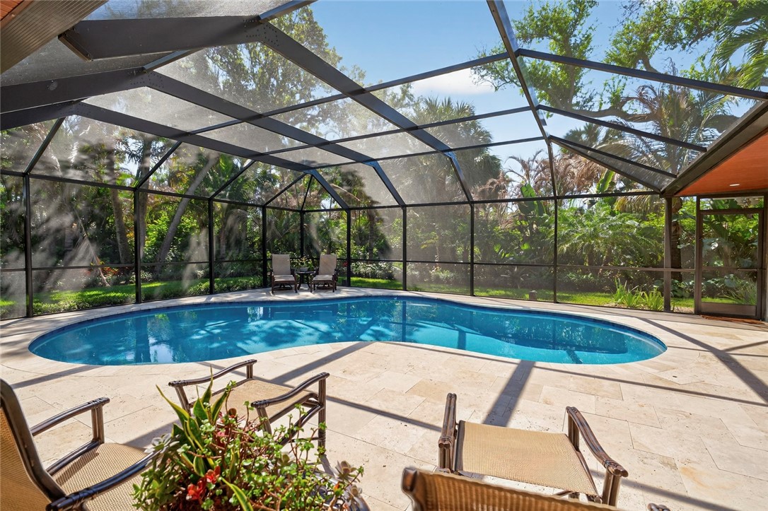 706 Hibiscus Lane