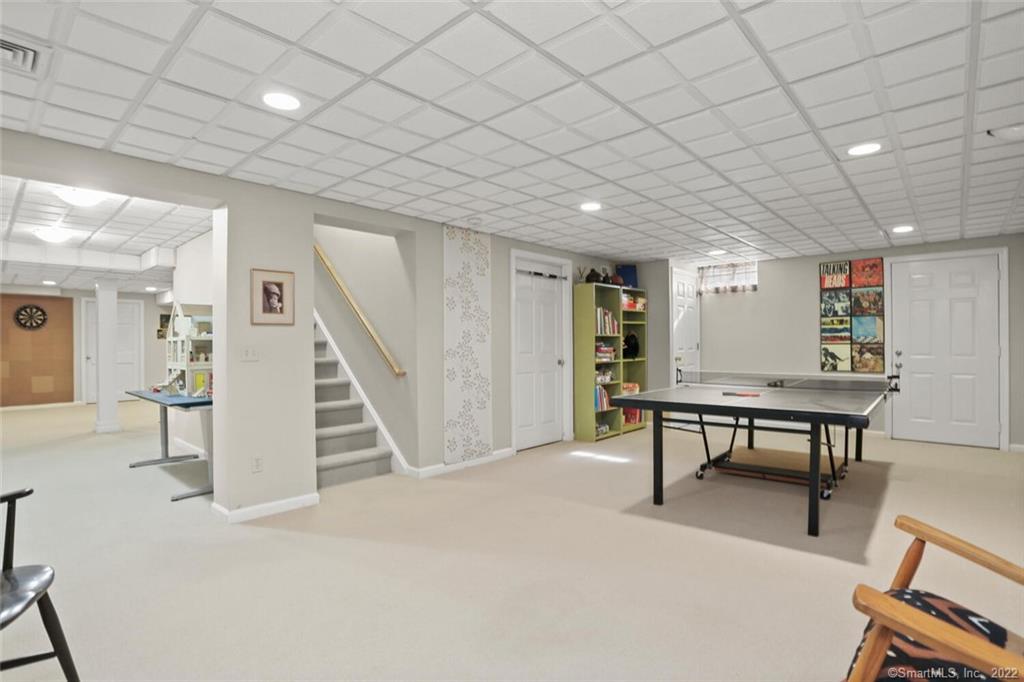 25 Sturges Ridge Road