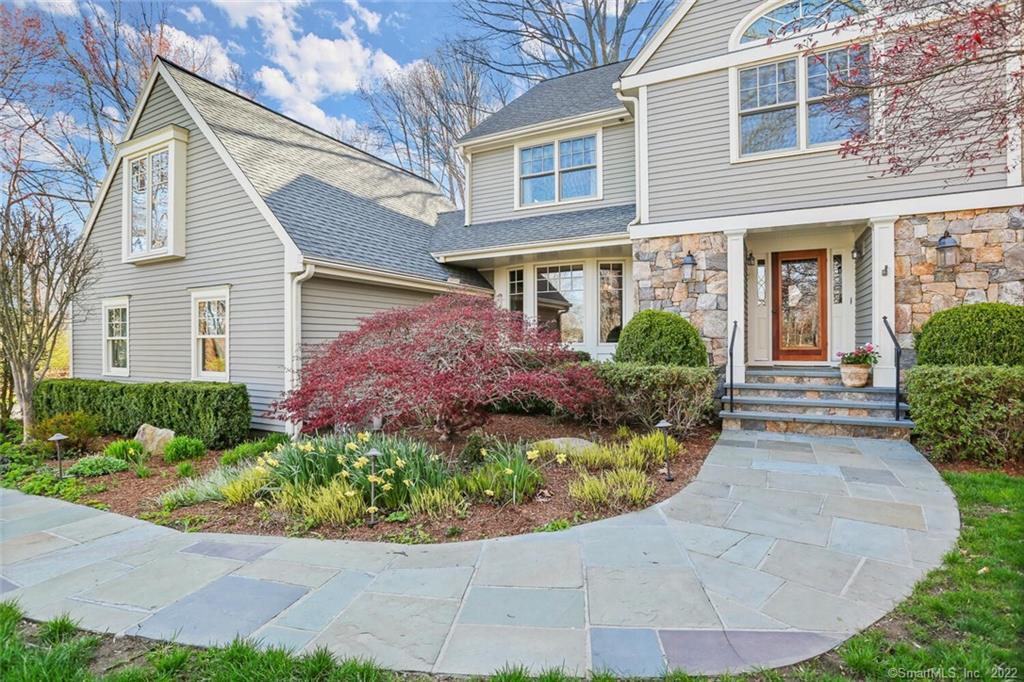 25 Sturges Ridge Road