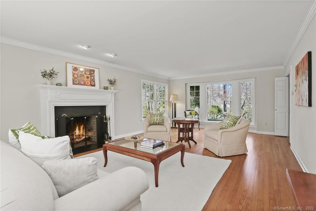 25 Sturges Ridge Road