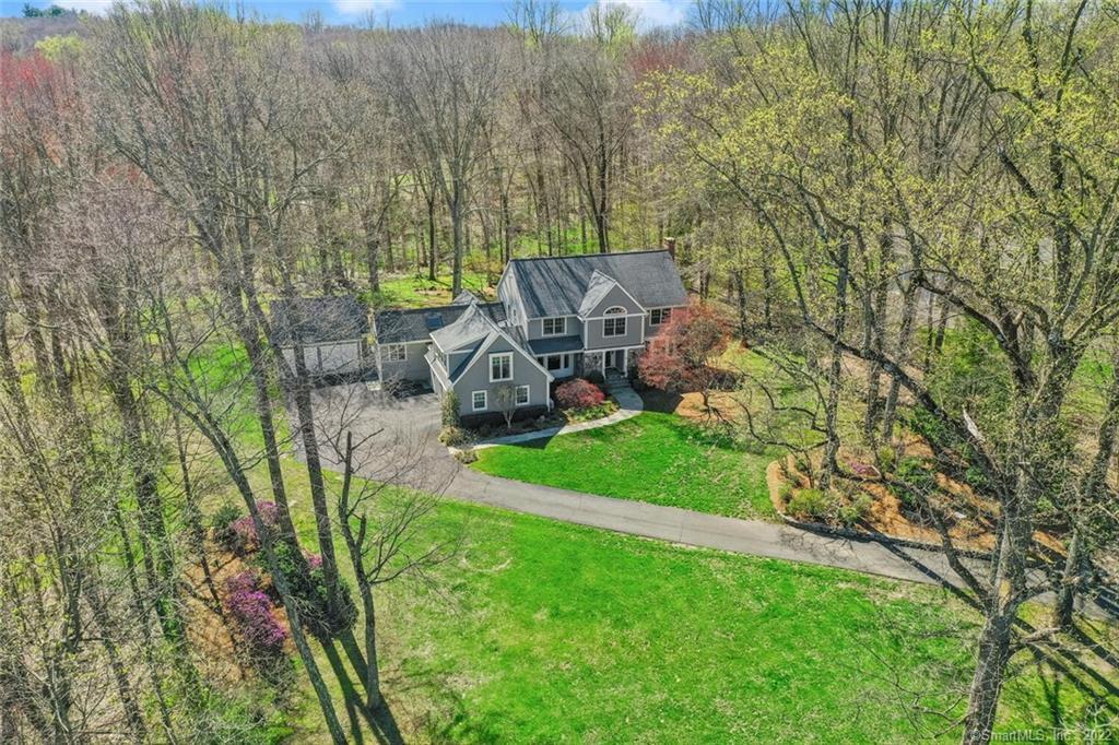 25 Sturges Ridge Road