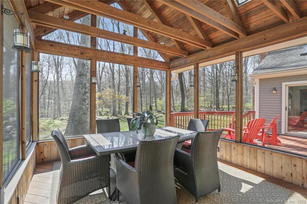 25 Sturges Ridge Road