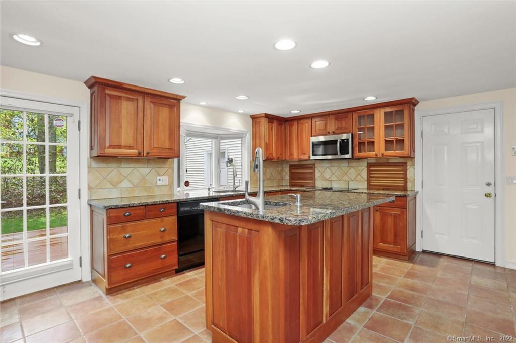 160 Signal Hill Road
