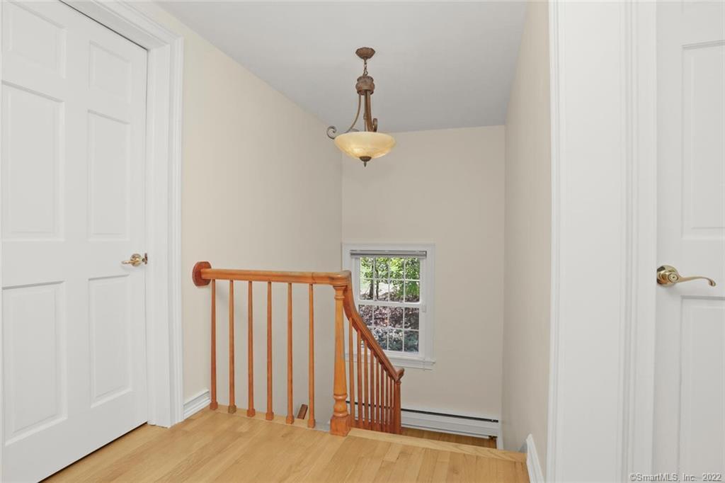 160 Signal Hill Road