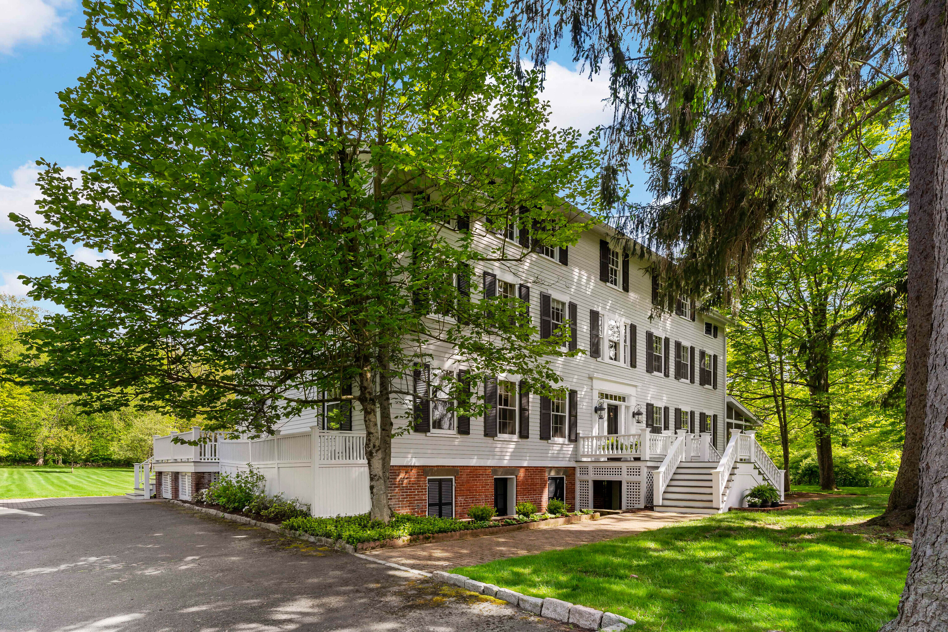 33 Cannon Road