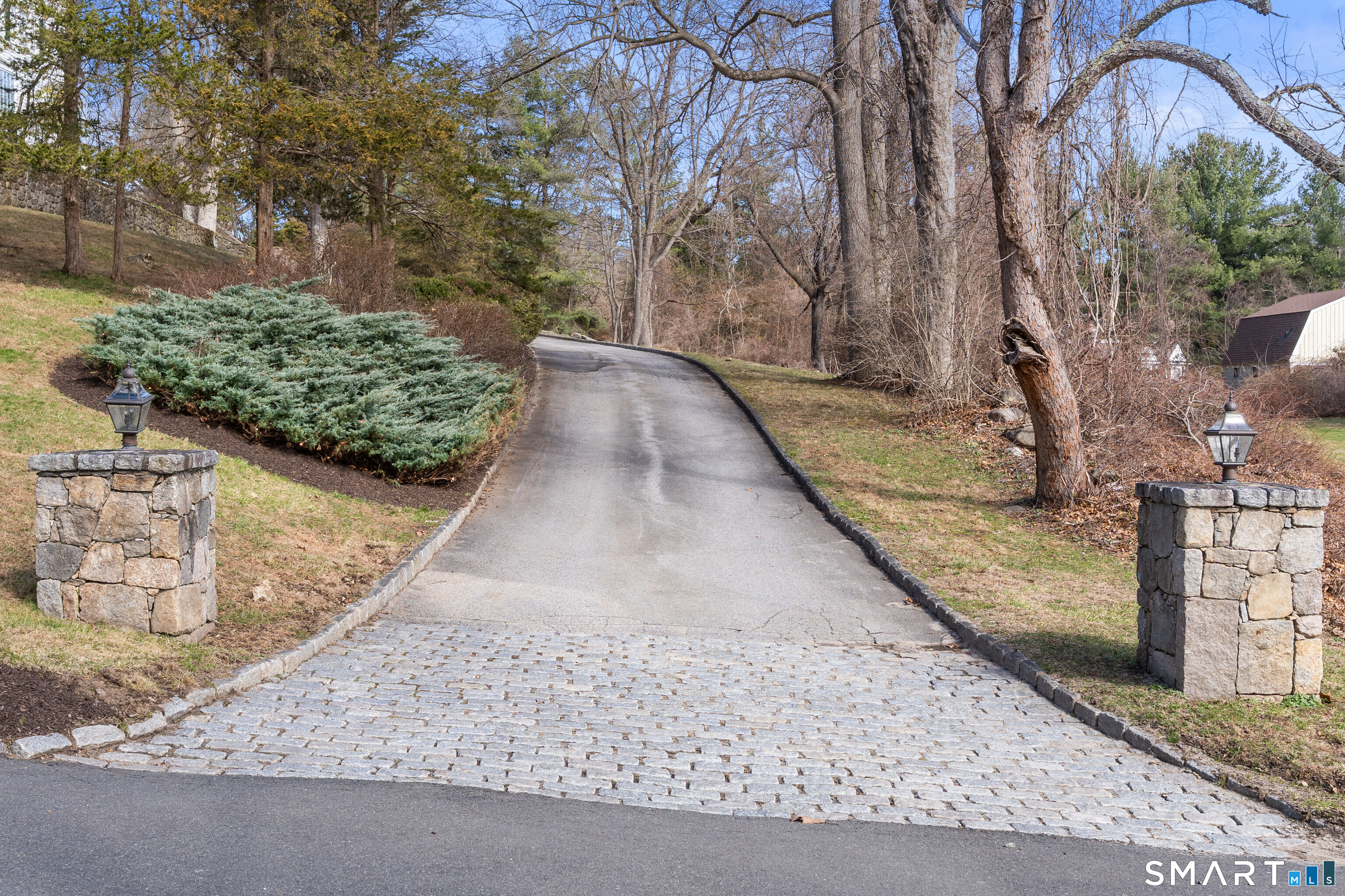 34 Ryders Lane