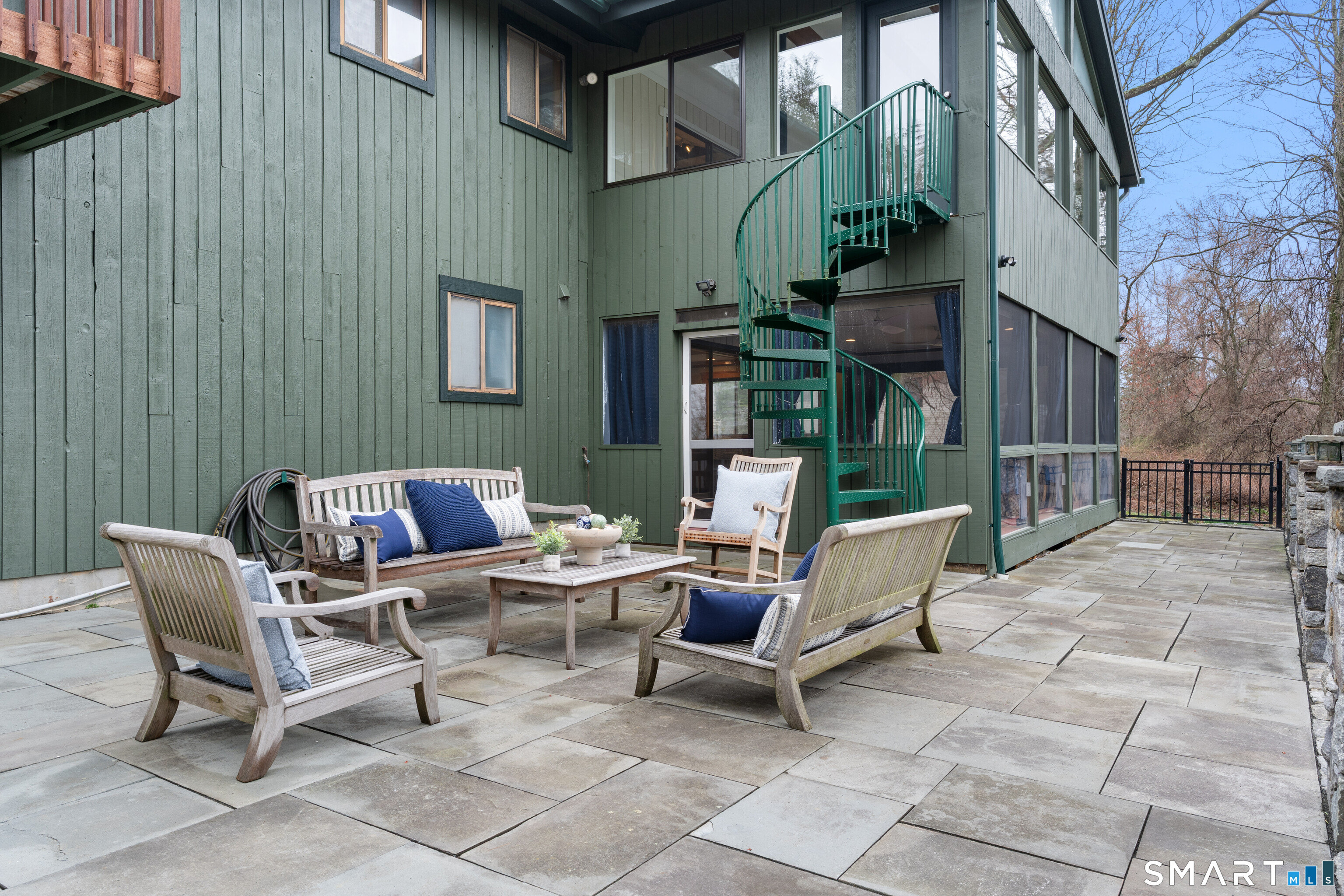 29 Spruce Drive