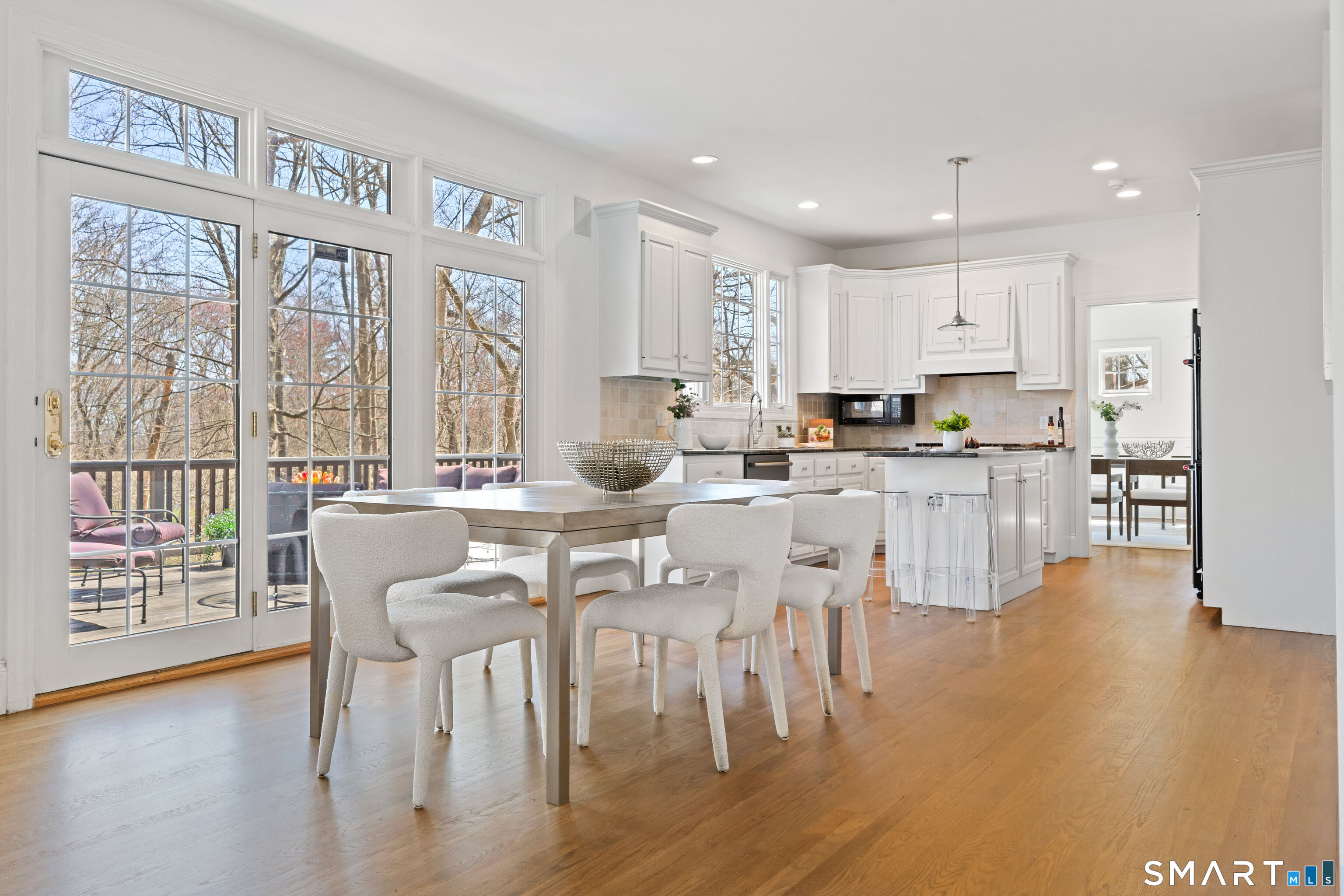 350 Chestnut Hill Road