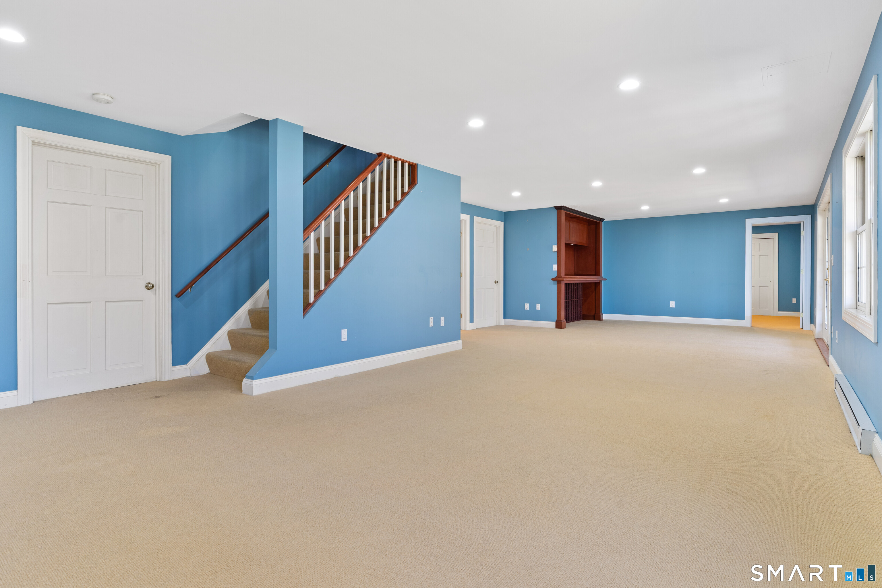 350 Chestnut Hill Road