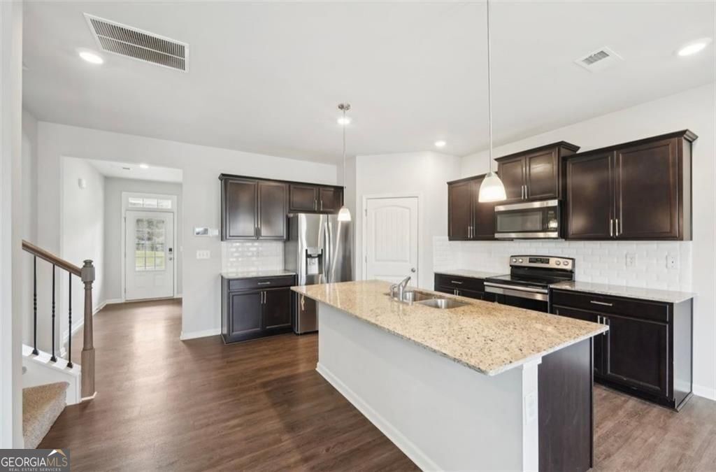 6637 Bluffview Drive