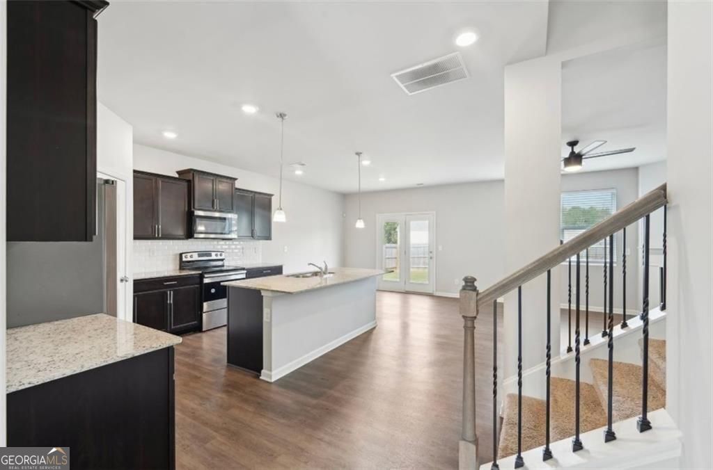 6637 Bluffview Drive