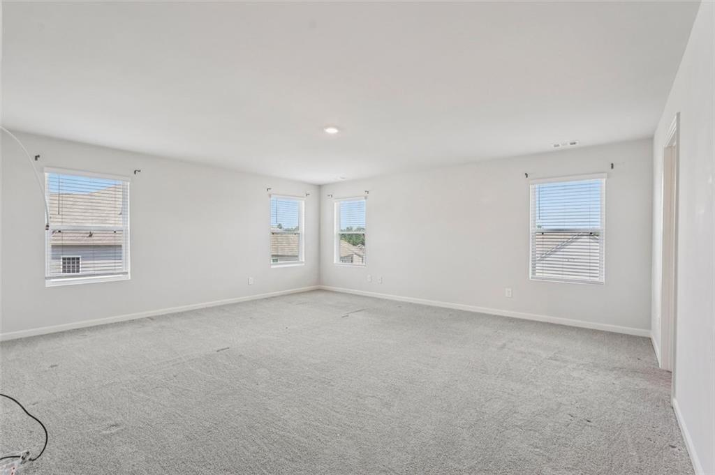 4270 OAKHURST Drive