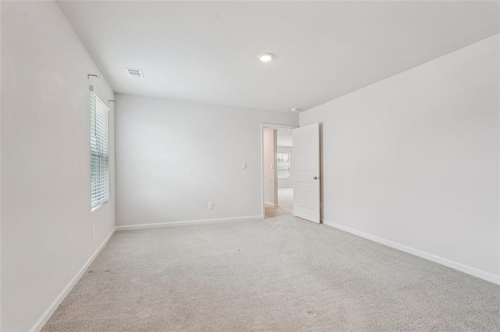 4270 OAKHURST Drive