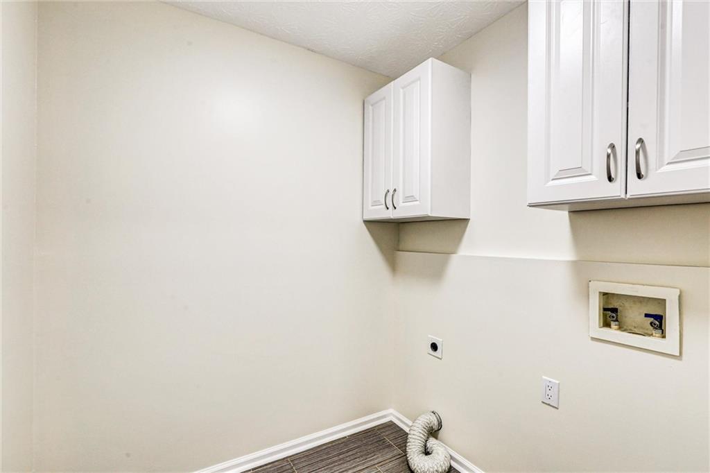 1343 Cartwright Lane