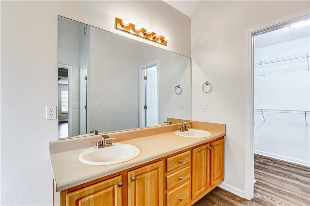 1343 Cartwright Lane