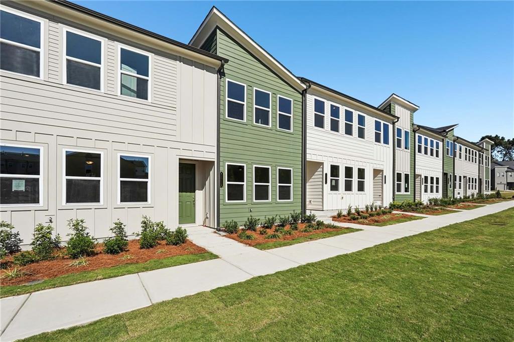 1552 Bryson Drive NW