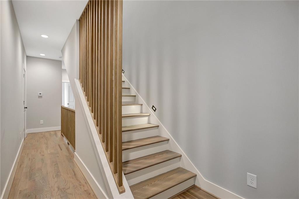 450 Connally Street SE