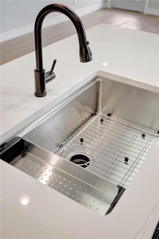 450 Connally Street SE