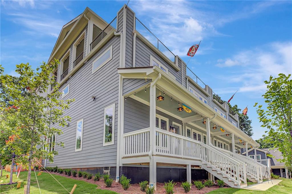 450 Connally Street SE