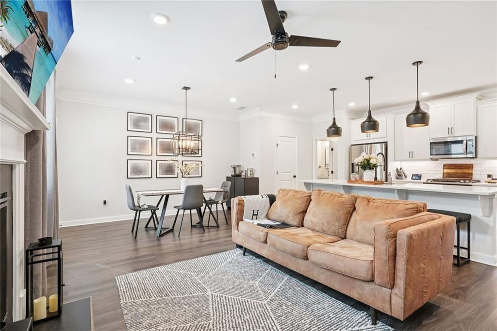 2995 EDGEMONT Lane SW