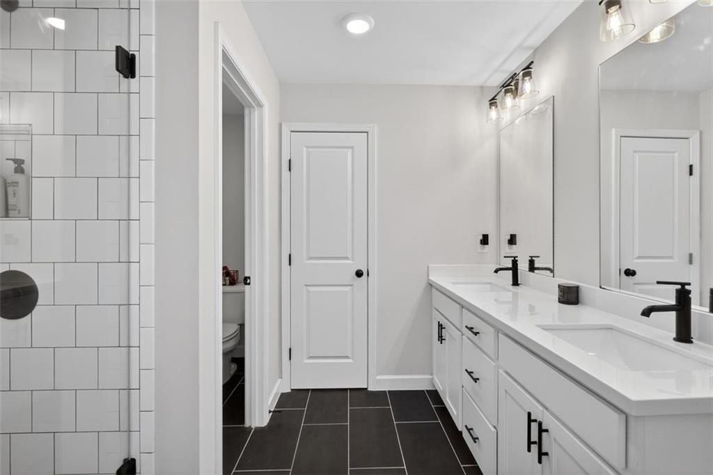 2995 EDGEMONT Lane SW